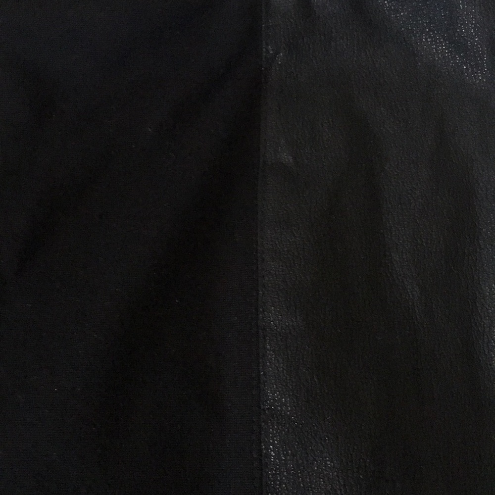 Alice + Olivia Black Paneled Mini Skirt - Picture 2 of 5